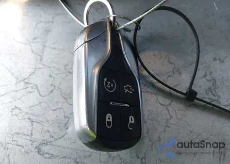 2020 Maserati Levante S из США, поврежденный, VIN ZN661YUA8LX344727